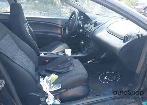 2001 Mercury Cougar V6/V6 S from USA, damaged, VIN 1ZWFT61L915615012